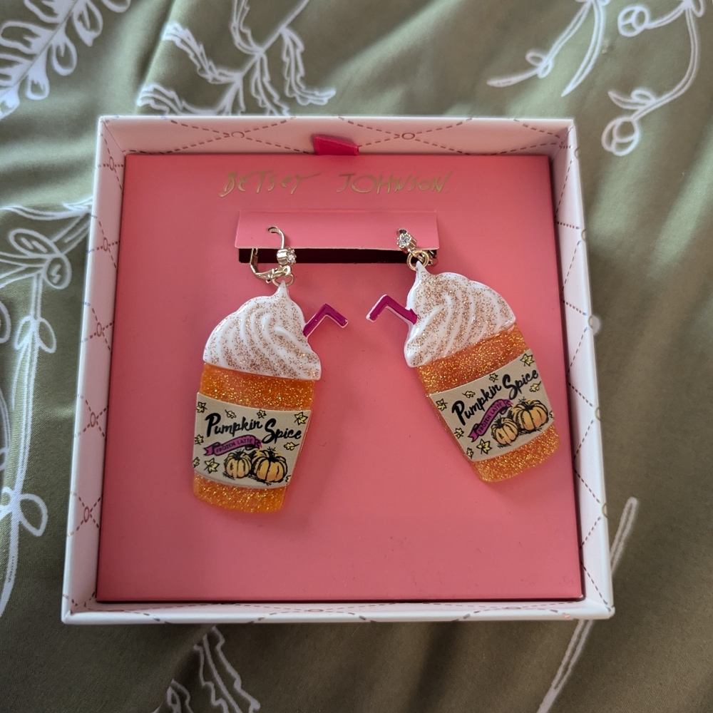 Betsy Johnson pumpkin spice earrings - Picture 2 of 7